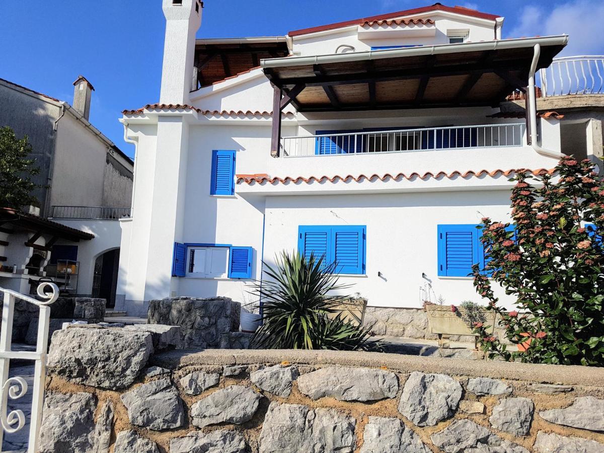 Villa Kuca Za Odmor Suzi Kornić Exterior foto